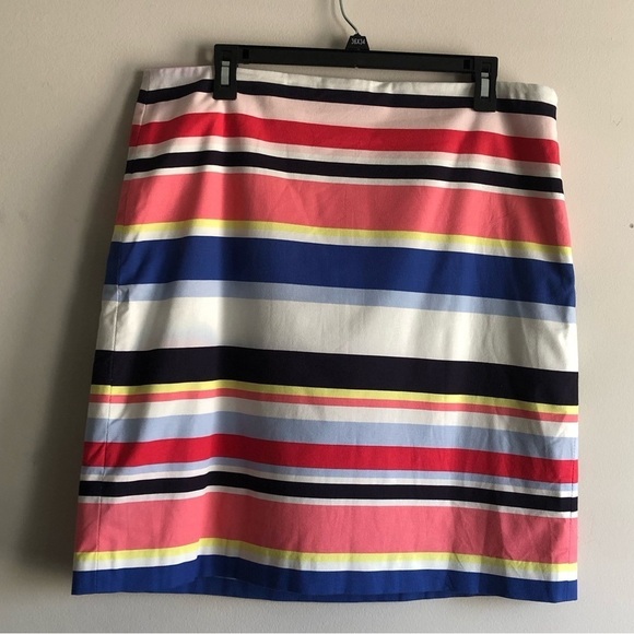 Talbots Mini Skirt Vibrant Striped Pattern Zippered Lined 14 Plus Spring Summer - Picture 1 of 5